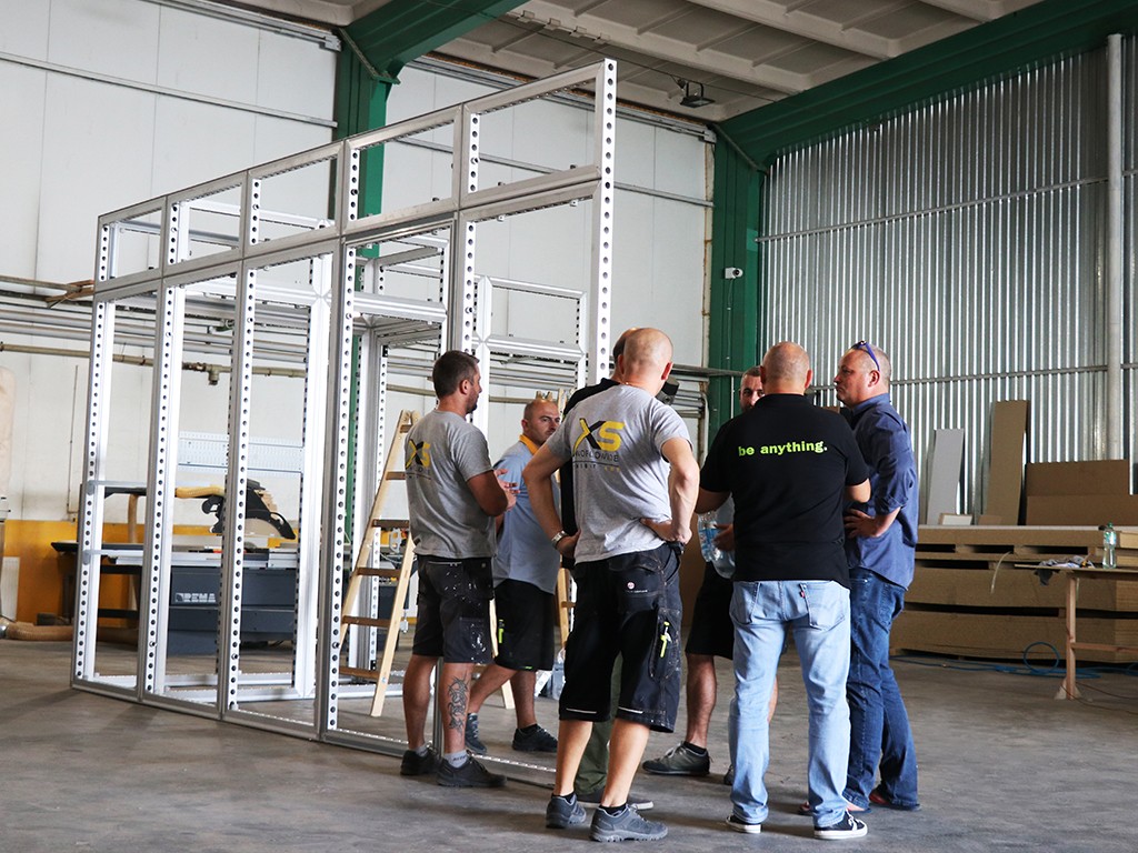 What is a Stand Builder? and How to design a stand
